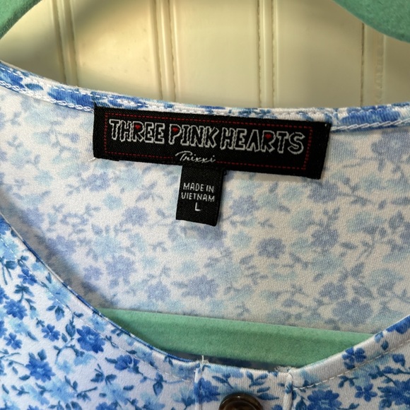 Blue and White Floral Dress Size Large Great for Spring - Picture 4 of 4